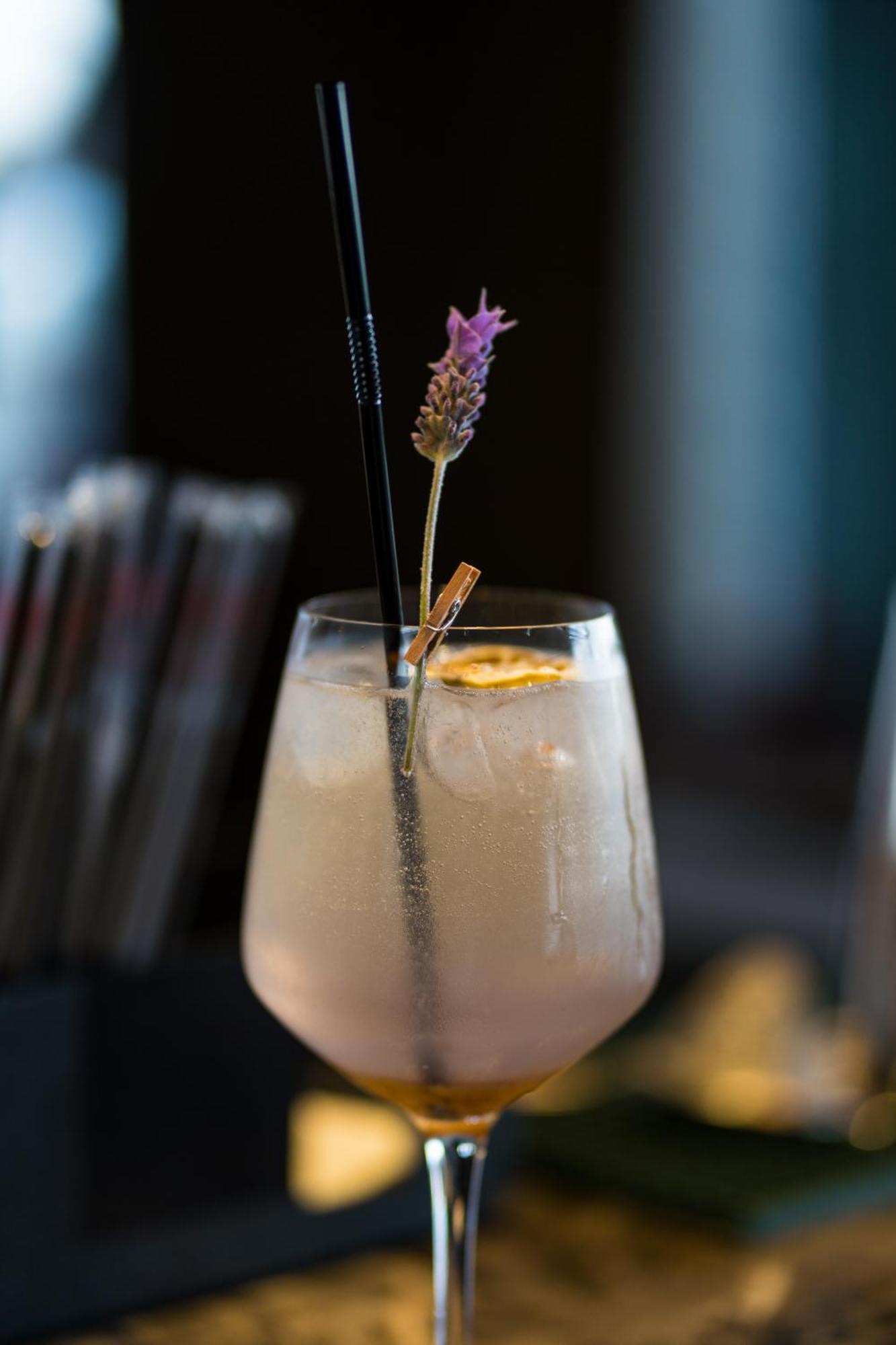 Monchique Resort & Spa Εξωτερικό φωτογραφία A lavender lemonade
